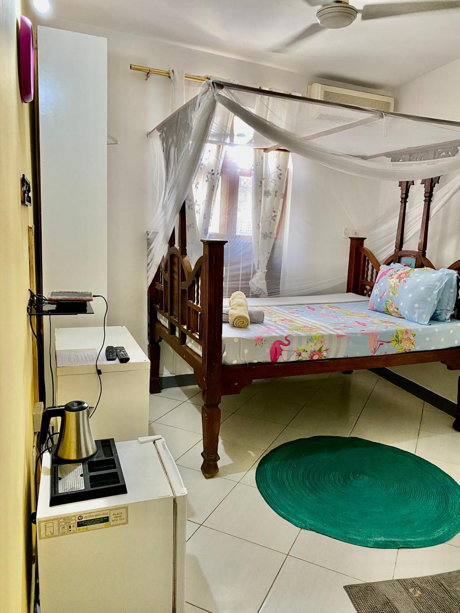 Kelele Square Bed & Breakfast Zanzibar Eksteriør bilde